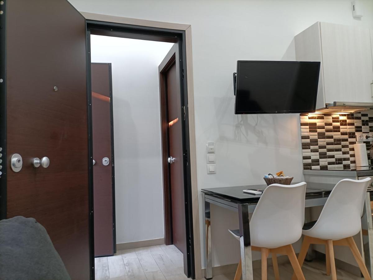 Beautiful Pedestrian Apartment Athens Luaran gambar